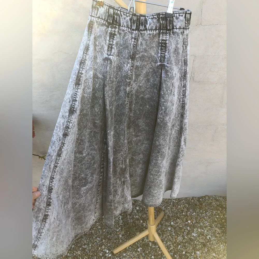 Vintage grey acid wash denim high waisted pleated midi/ maxi denim skirt - Picture 14 of 14